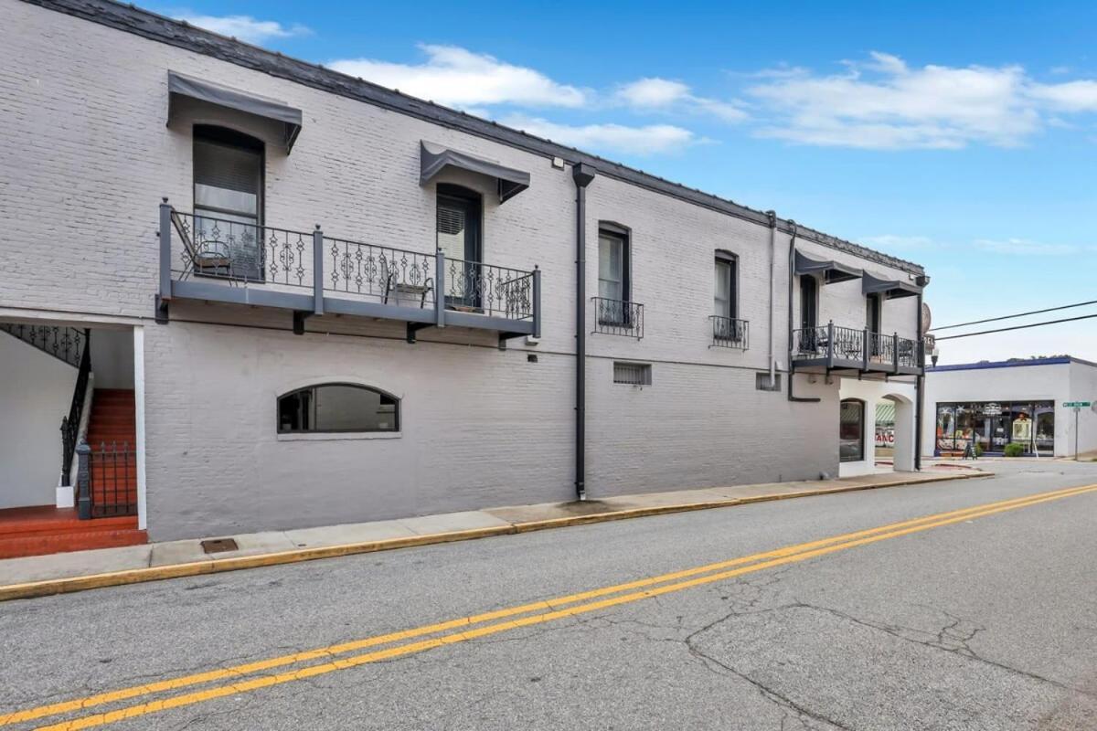 Eagle'S Nest - Spacious Loft Downtown - Near Gsu Statesboro Εξωτερικό φωτογραφία