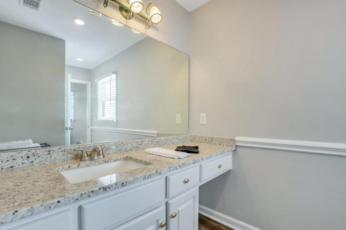 Eagle'S Nest - Spacious Loft Downtown - Near Gsu Statesboro Εξωτερικό φωτογραφία