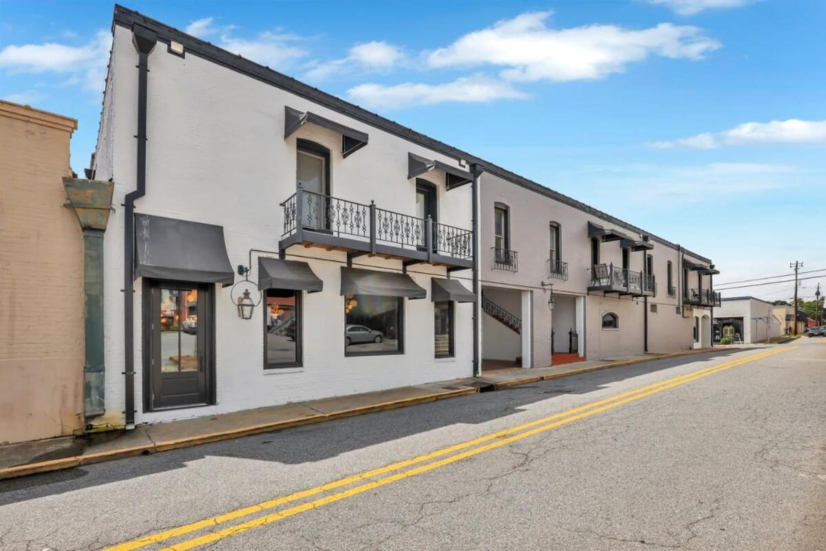 Eagle'S Nest - Spacious Loft Downtown - Near Gsu Statesboro Εξωτερικό φωτογραφία