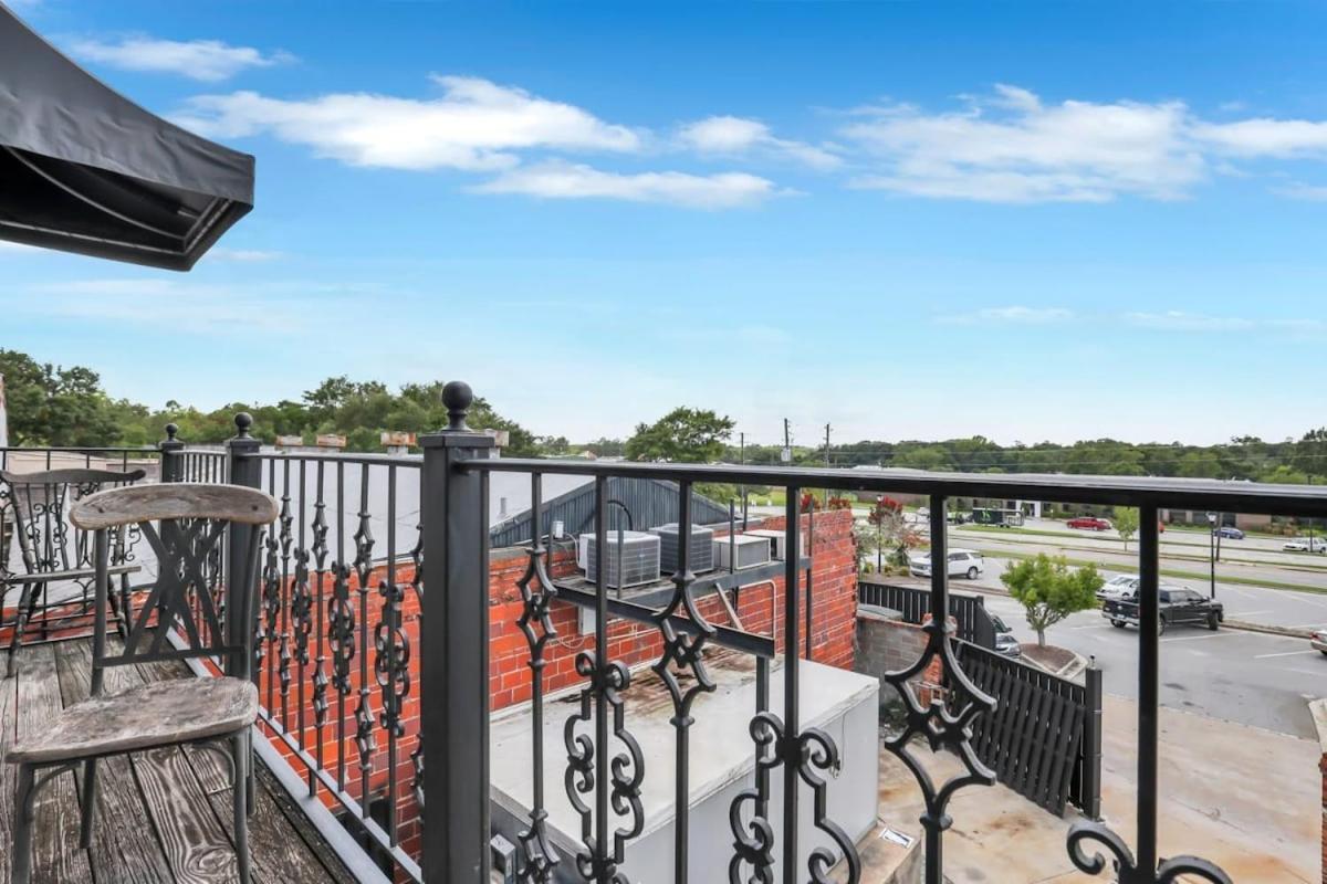 Eagle'S Nest - Spacious Loft Downtown - Near Gsu Statesboro Εξωτερικό φωτογραφία